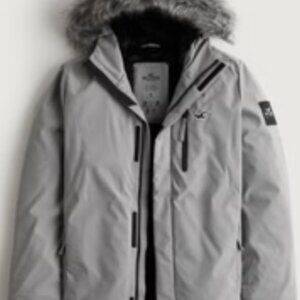 NWOT Men's Hollister Faux Fur-Lined All-Weather Winter Jacket Light Grey NEW